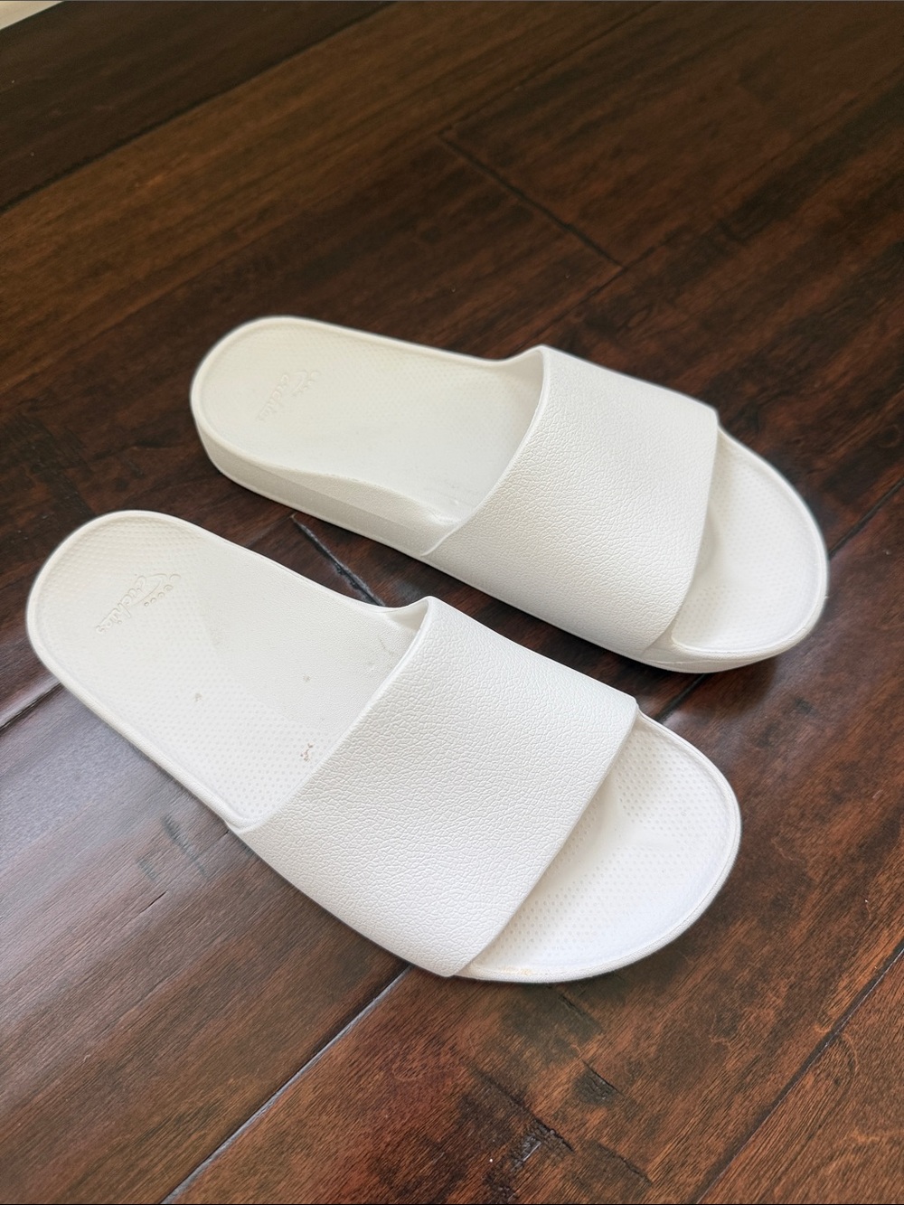 Women’s Archie’s White Slide Sandals - Minimal Everyday Comfort